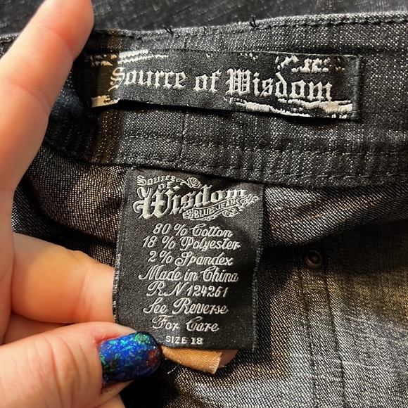 Torrid Source of Wisdom Plus Size Black Denim Skinny Jeans - Picture 3 of 6